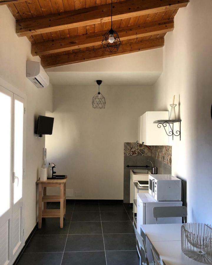 Allura - Casa Vacanza Villa ชิคลี ภายนอก รูปภาพ